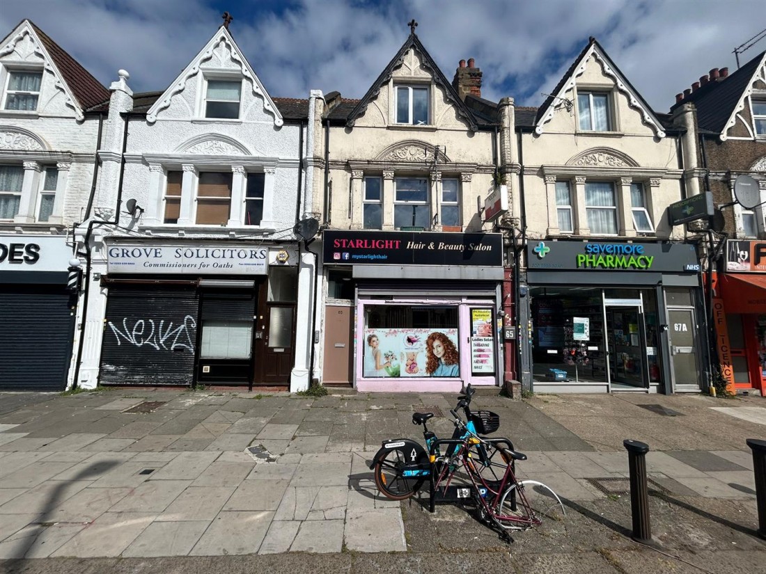 View Full Details for Westbury Avenue, Wood Green, London